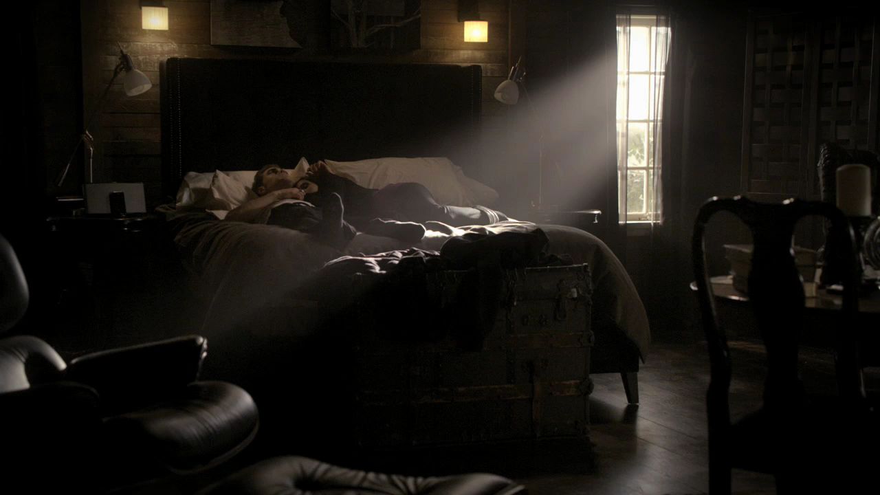 204VampireDiaries0120.jpg