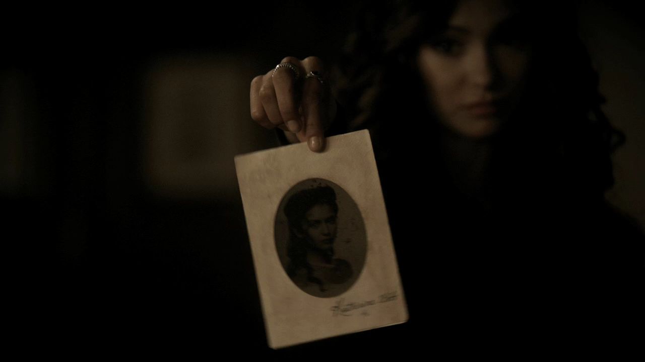 204VampireDiaries0388.jpg