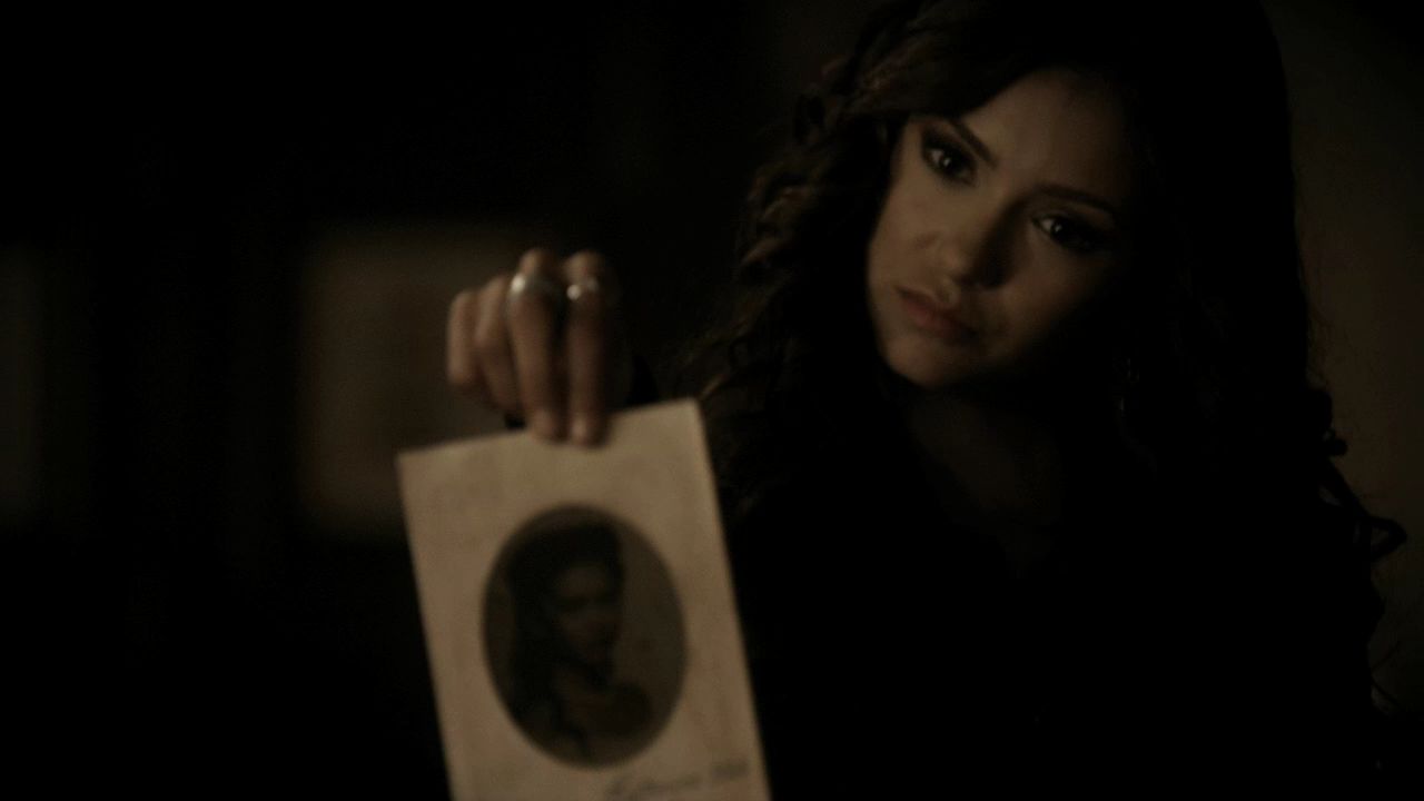 204VampireDiaries0389.jpg