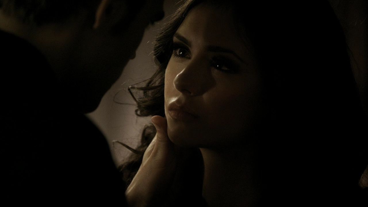 204VampireDiaries0421.jpg