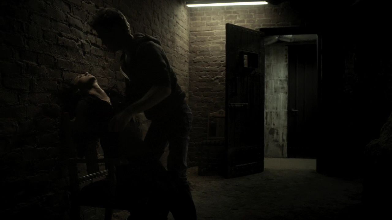 204VampireDiaries0453.jpg