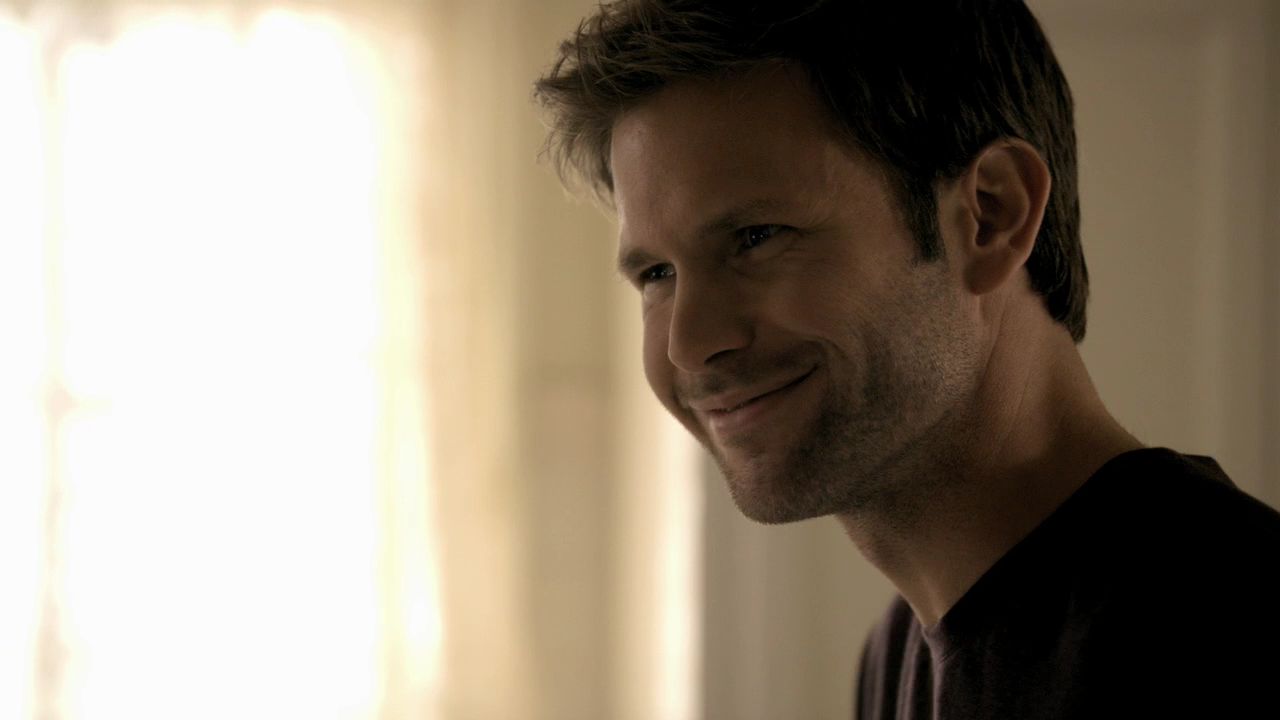 204VampireDiaries0610.jpg