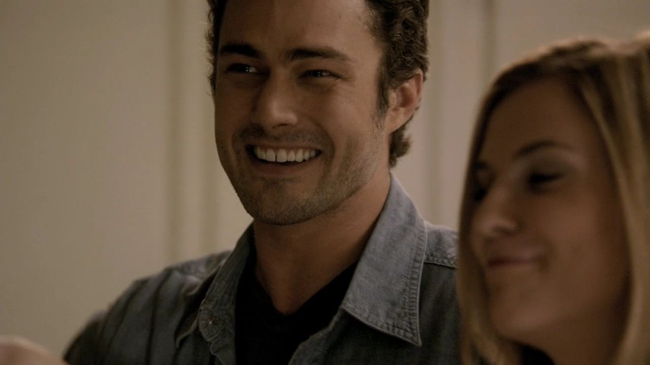 204VampireDiaries0618.jpg