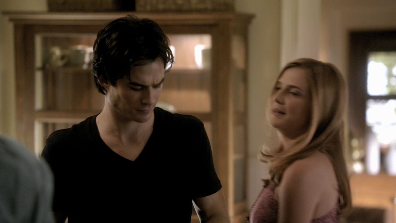 204VampireDiaries0631.jpg