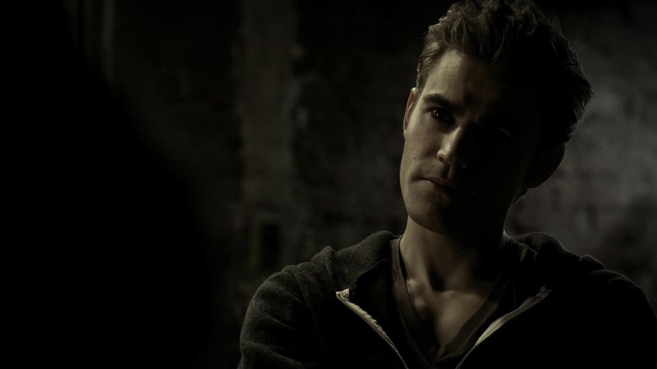 204VampireDiaries0706.jpg