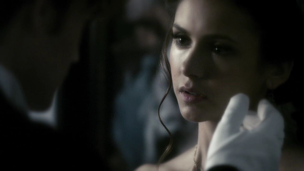 204VampireDiaries0750.jpg