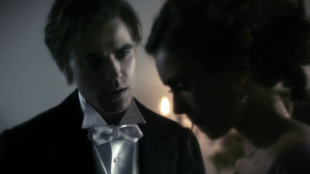 204VampireDiaries0782.jpg