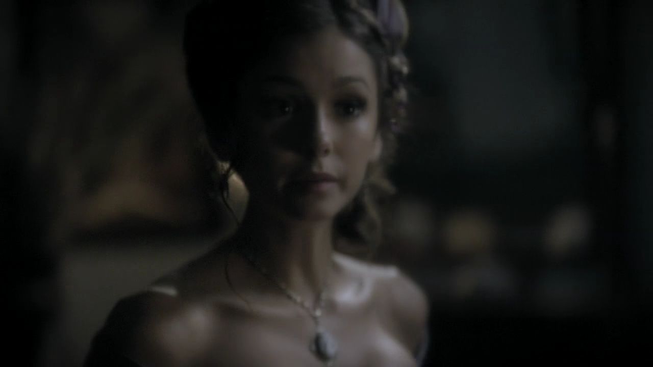 204VampireDiaries0802.jpg