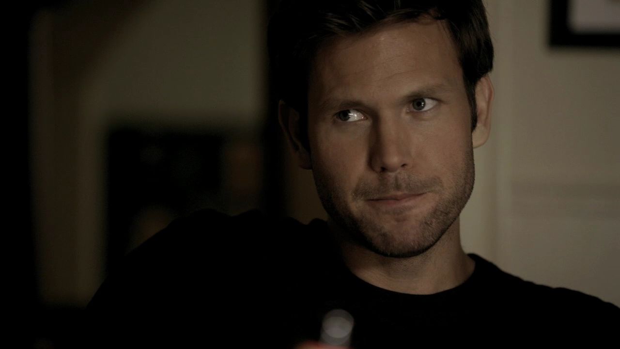 204VampireDiaries0992.jpg