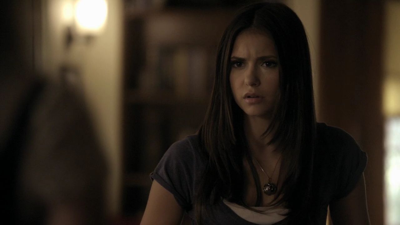 204VampireDiaries1012.jpg