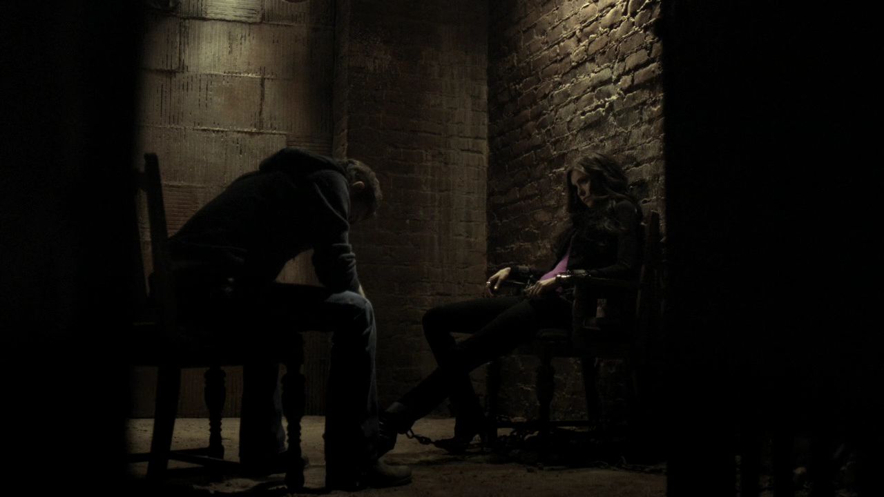 204VampireDiaries1033.jpg