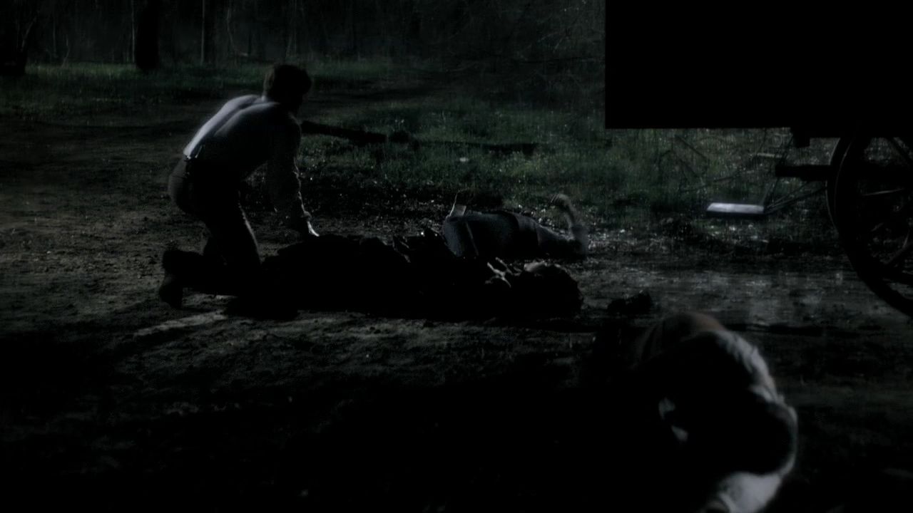 204VampireDiaries1073.jpg