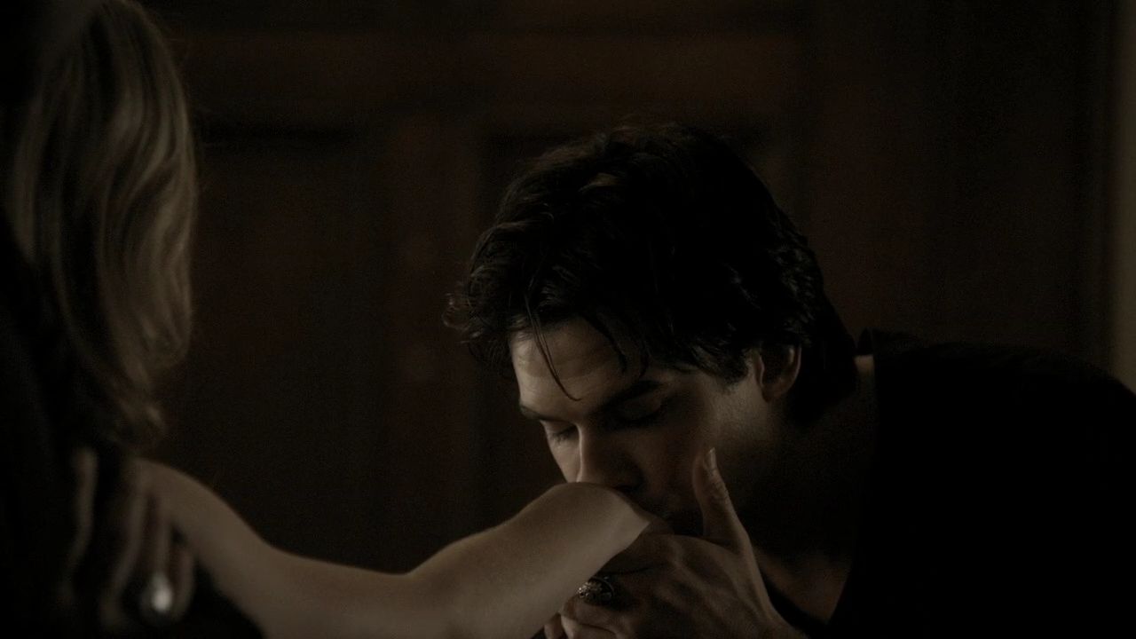 204VampireDiaries1193.jpg