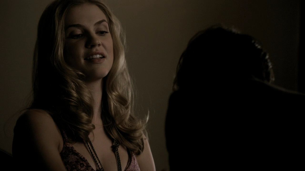 204VampireDiaries1194.jpg