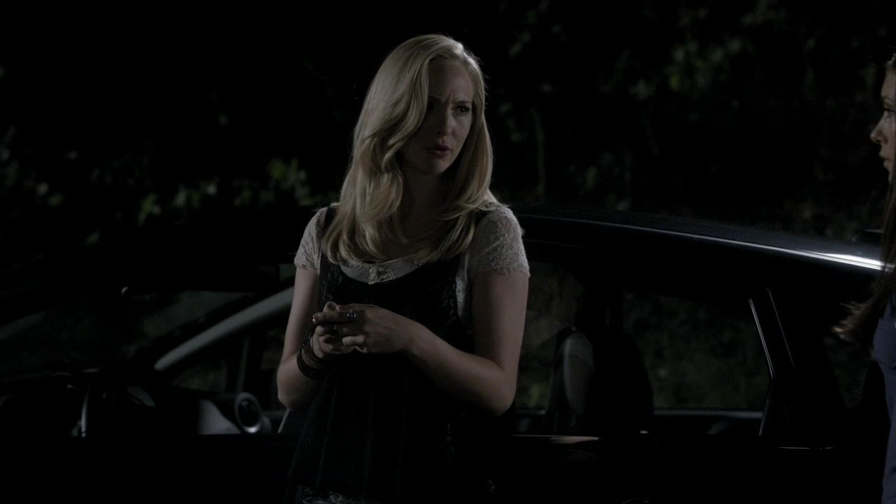 204VampireDiaries1218.jpg