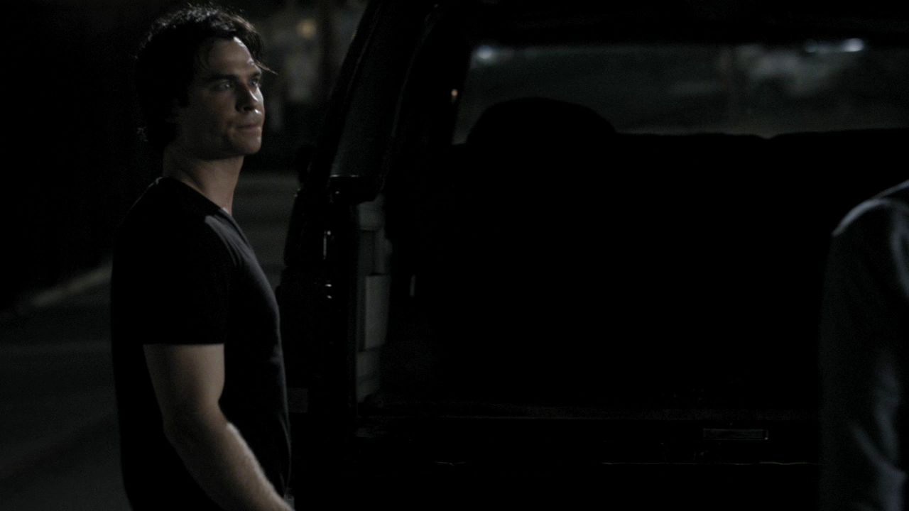 204VampireDiaries1280.jpg
