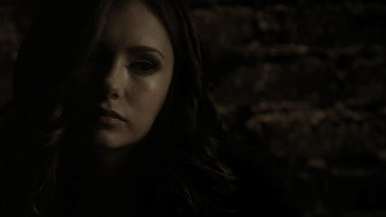 204VampireDiaries1310.jpg