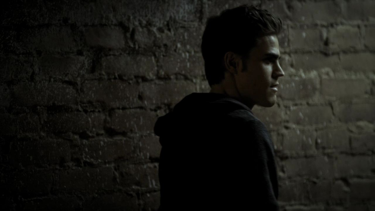 204VampireDiaries1320.jpg