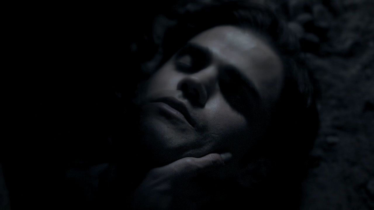 204VampireDiaries1773.jpg