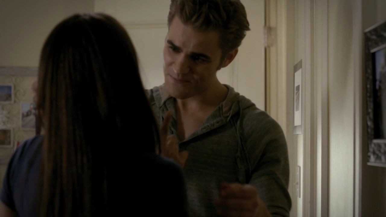 205VampireDiaries0128.jpg