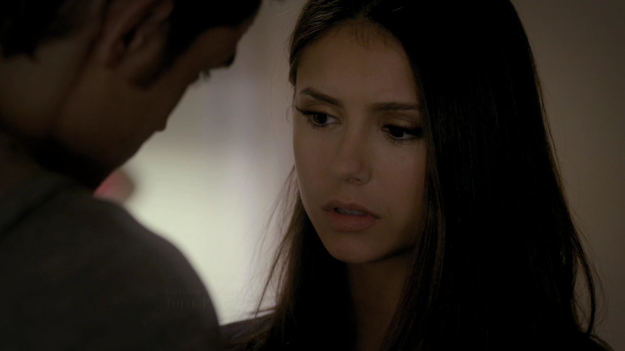 205VampireDiaries0176.jpg