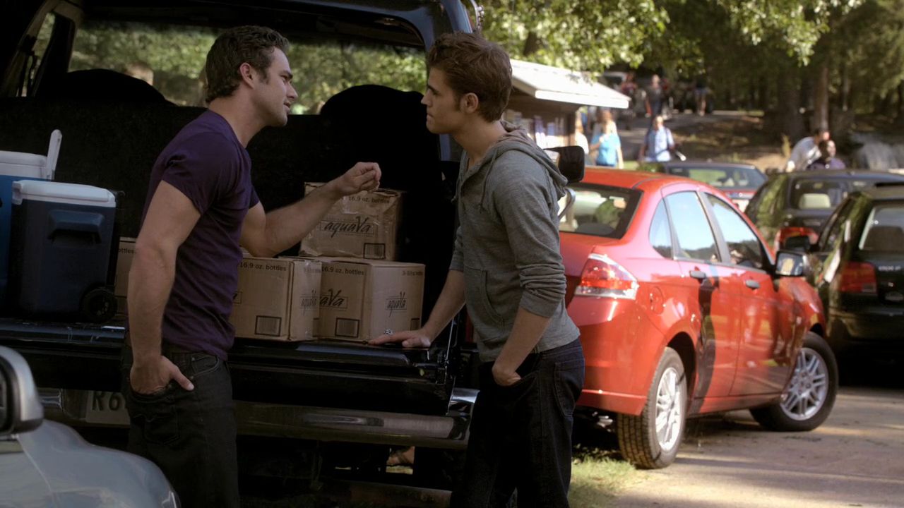 205VampireDiaries0307.jpg
