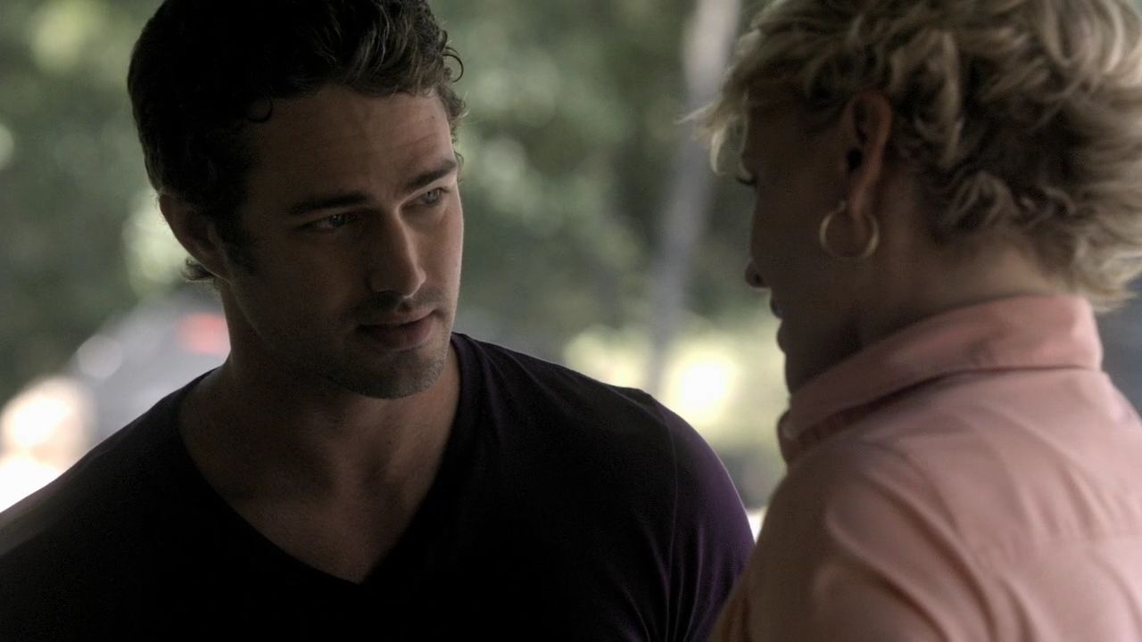 205VampireDiaries0433.jpg