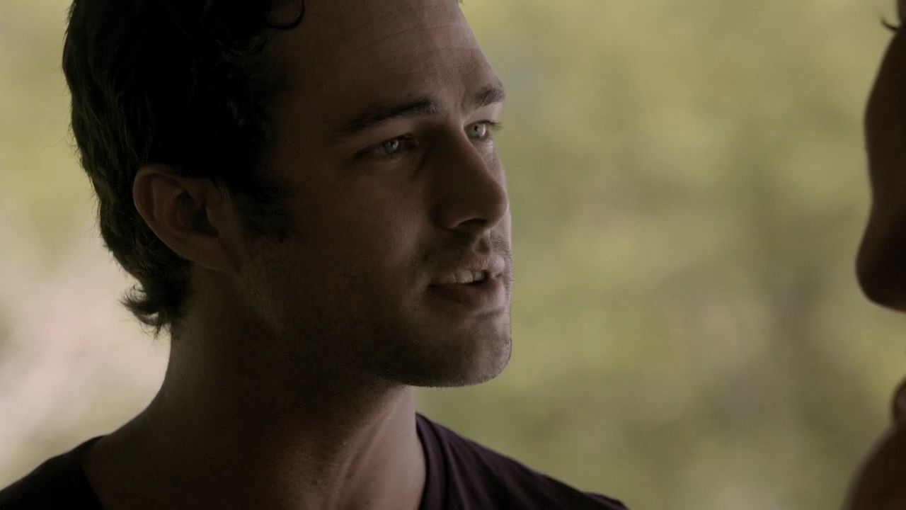 205VampireDiaries0461.jpg