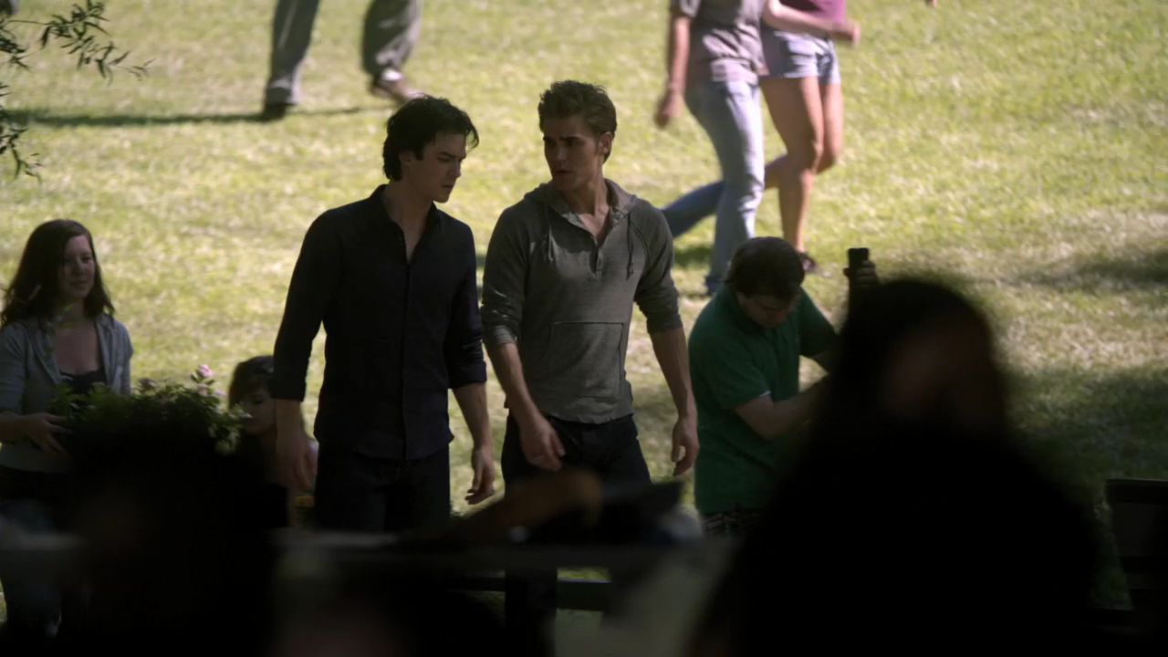205VampireDiaries0473.jpg