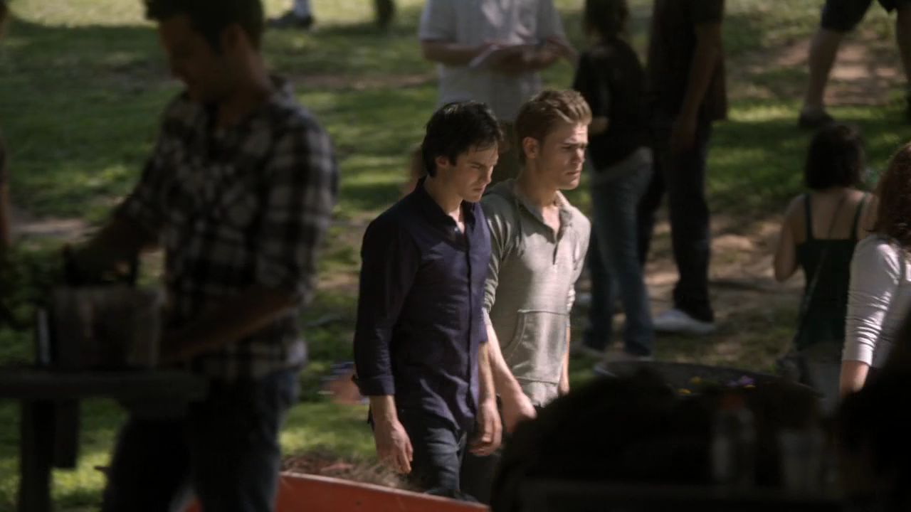 205VampireDiaries0478.jpg