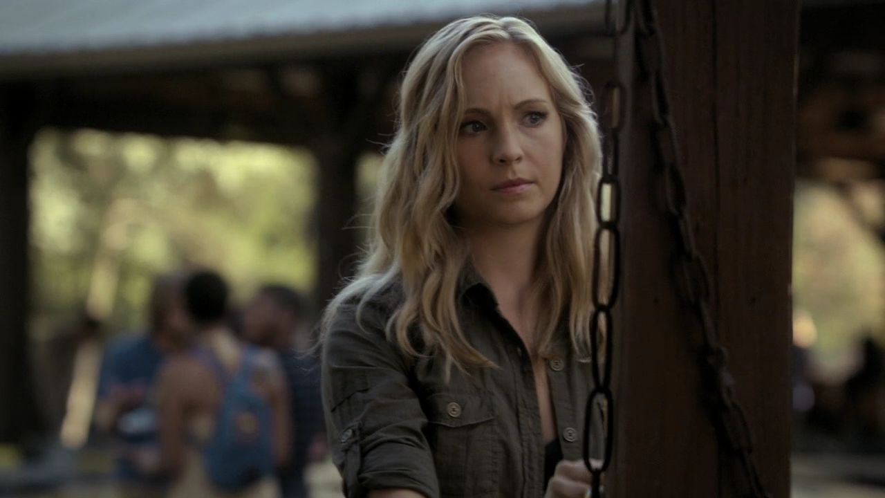 205VampireDiaries0507.jpg
