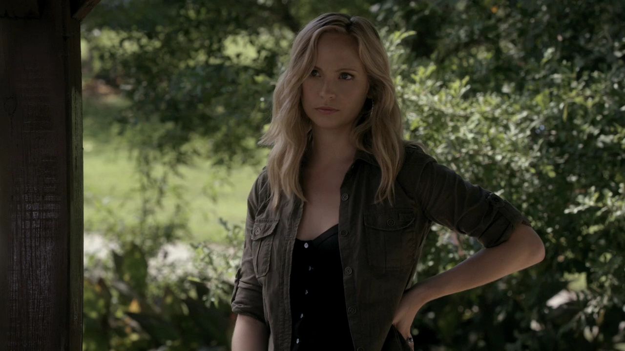 205VampireDiaries0569.jpg