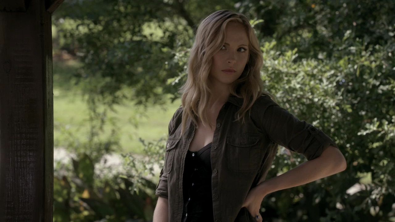 205VampireDiaries0572.jpg