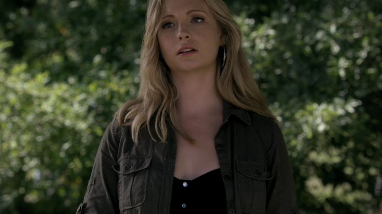 205VampireDiaries0579.jpg