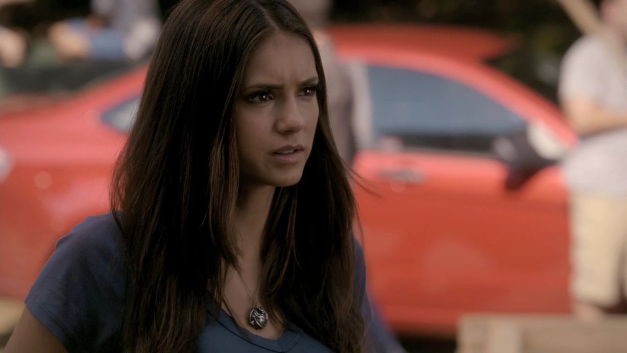 205VampireDiaries0609.jpg