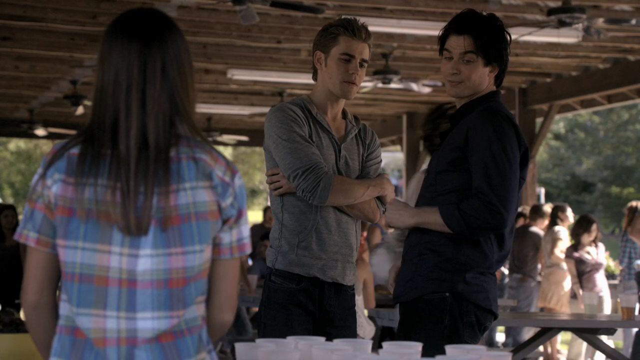 205VampireDiaries0758.jpg