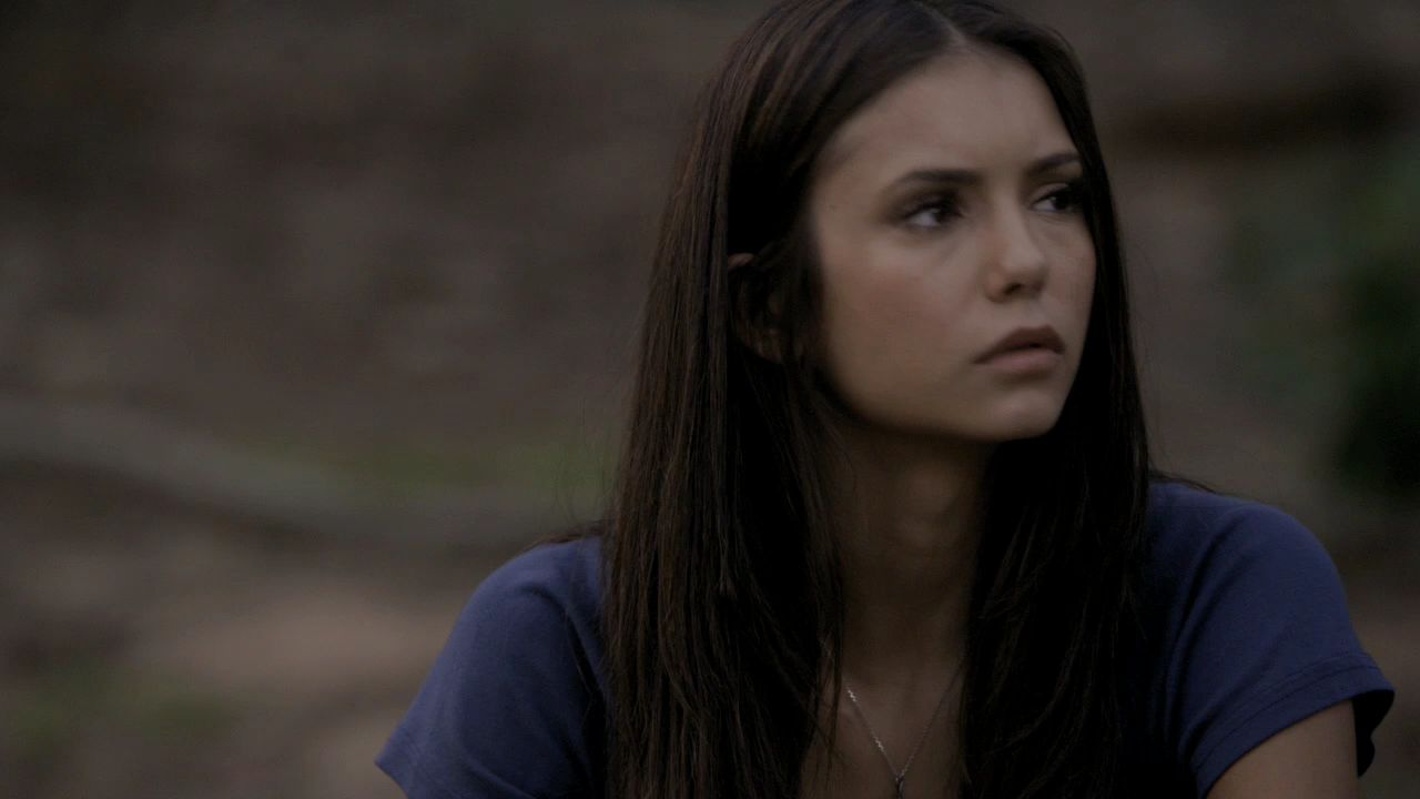 205VampireDiaries0813.jpg