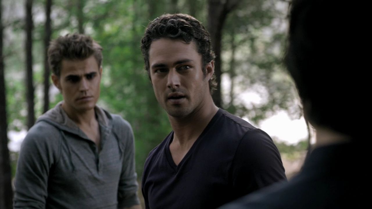 205VampireDiaries0890.jpg