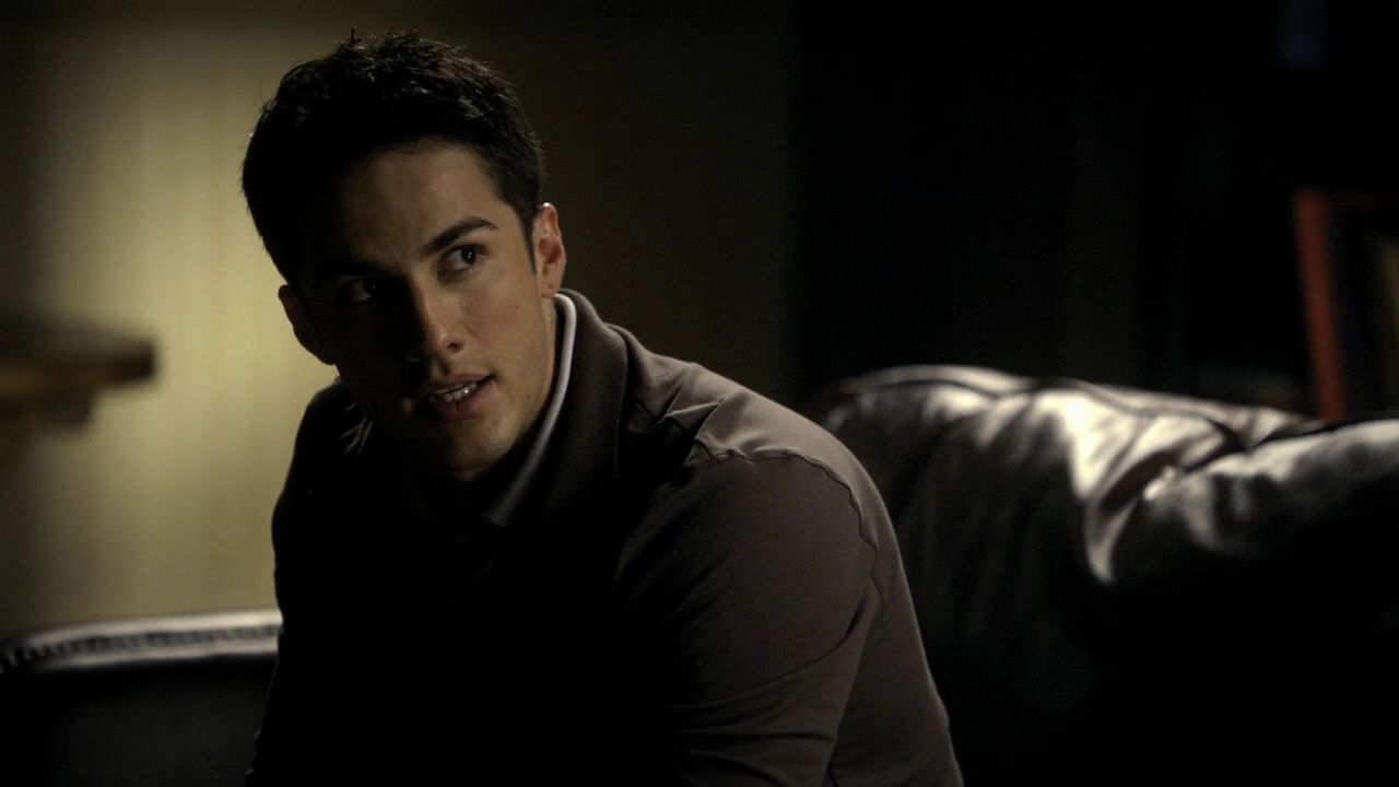205VampireDiaries0958.jpg