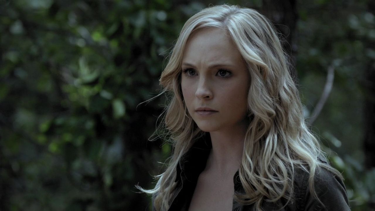 205VampireDiaries1023.jpg
