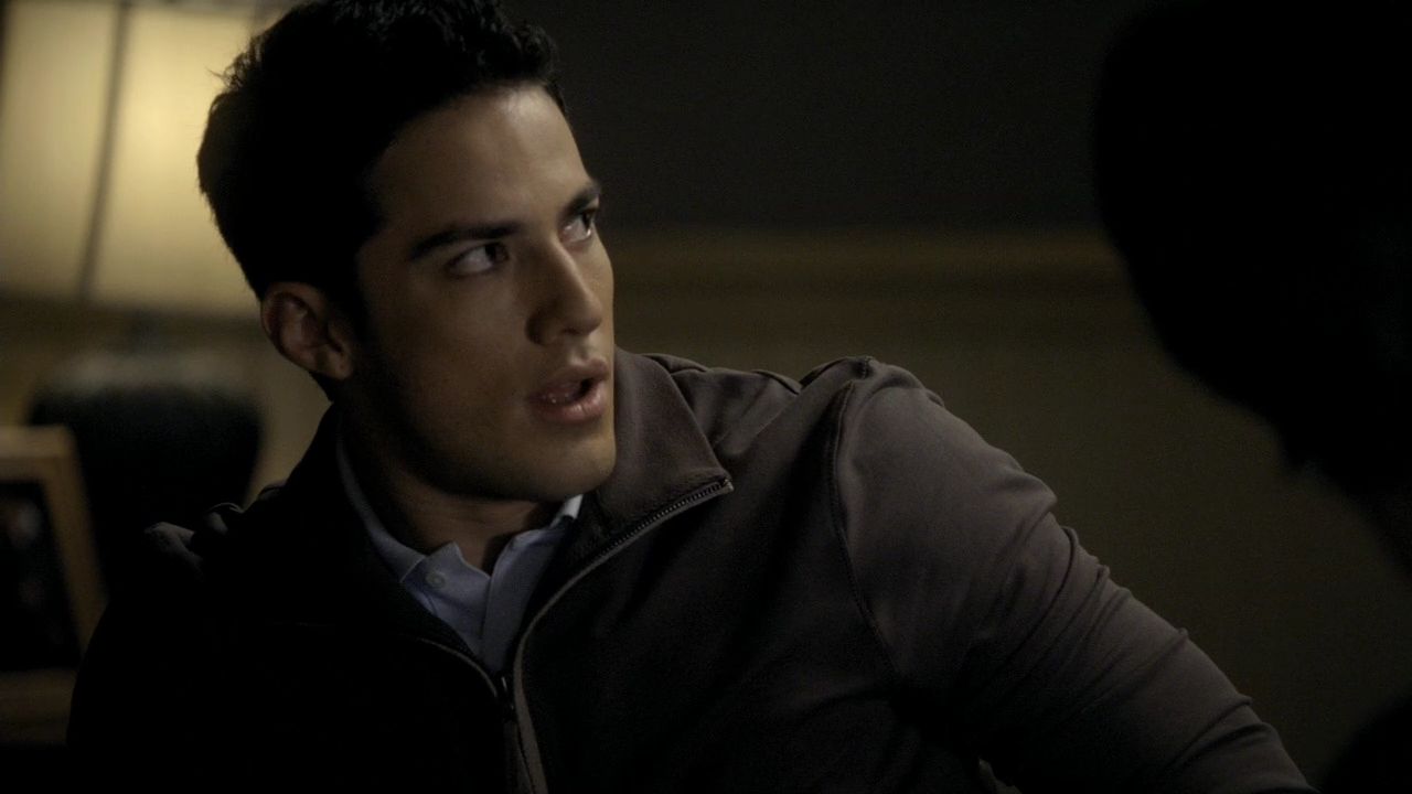 205VampireDiaries1275.jpg