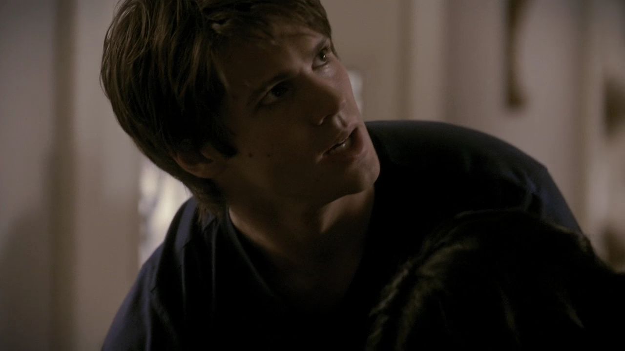 205VampireDiaries1303.jpg