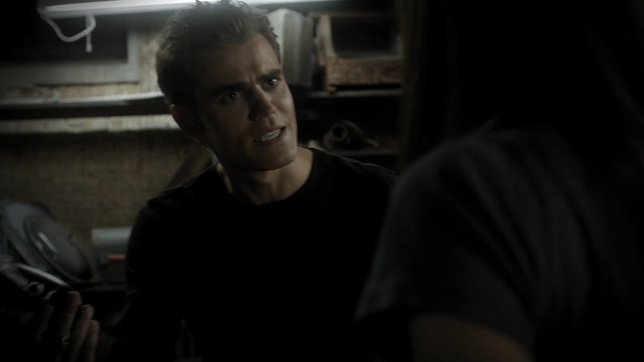 205VampireDiaries1420.jpg