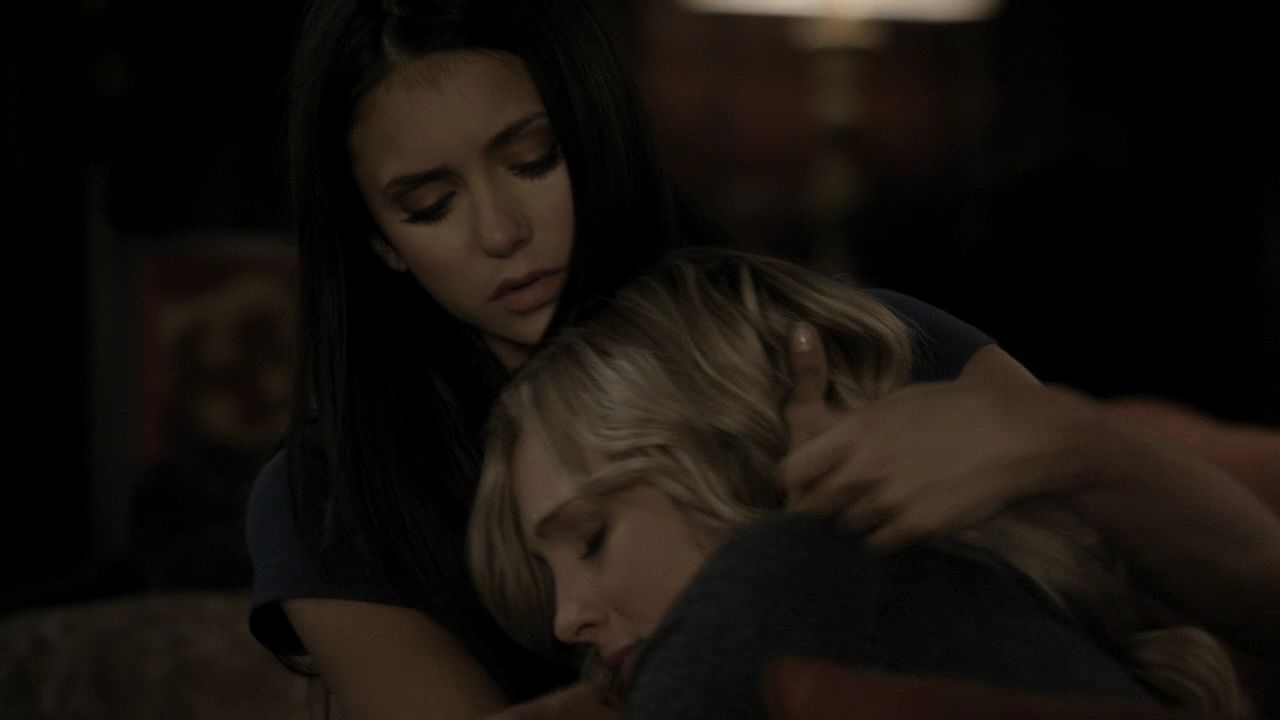 205VampireDiaries1506.jpg