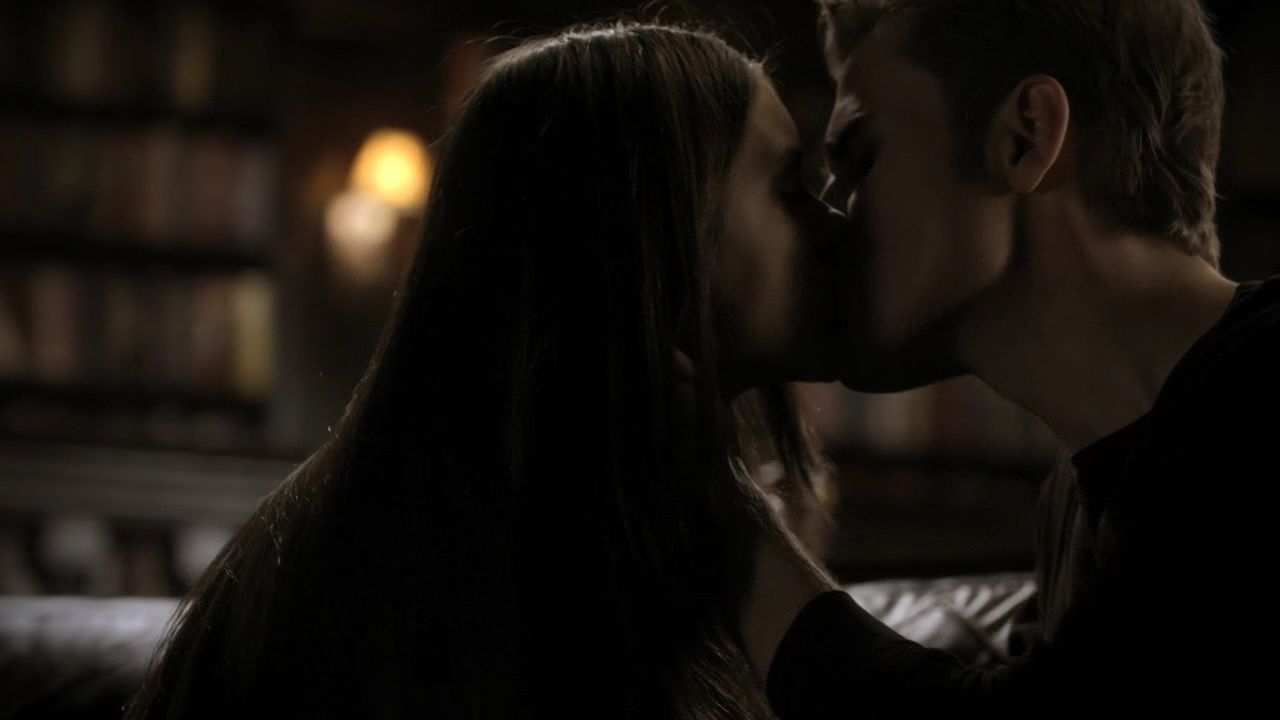 205VampireDiaries1705.jpg