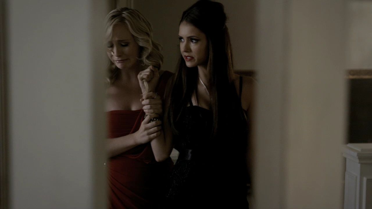 207VampireDiaries0942.jpg