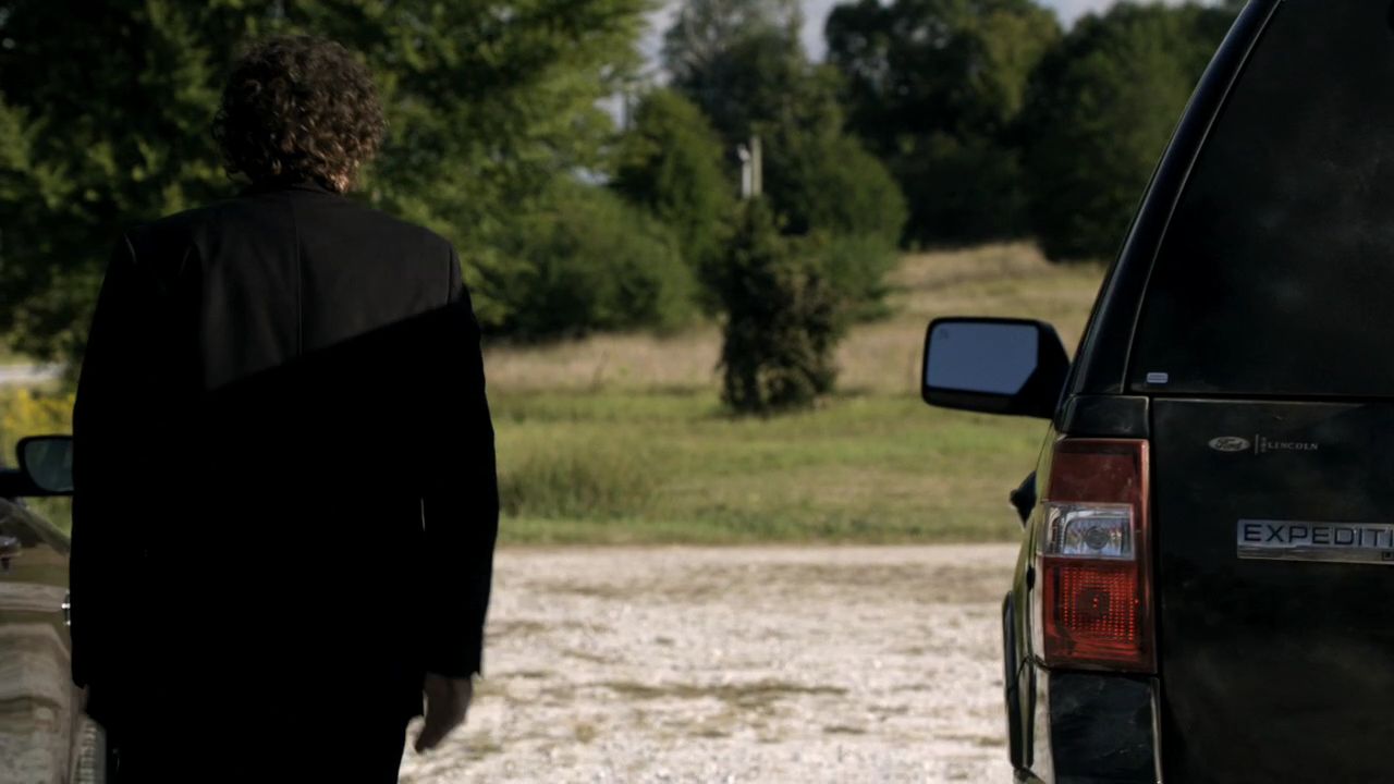 208VampireDiaries0030.jpg
