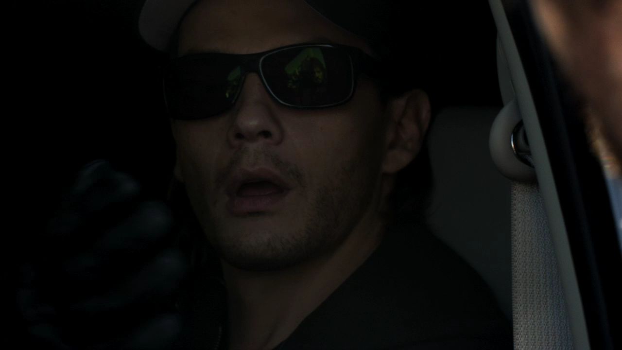 208VampireDiaries0038.jpg