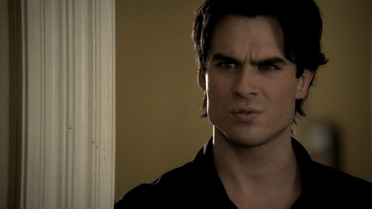 208VampireDiaries0112.jpg