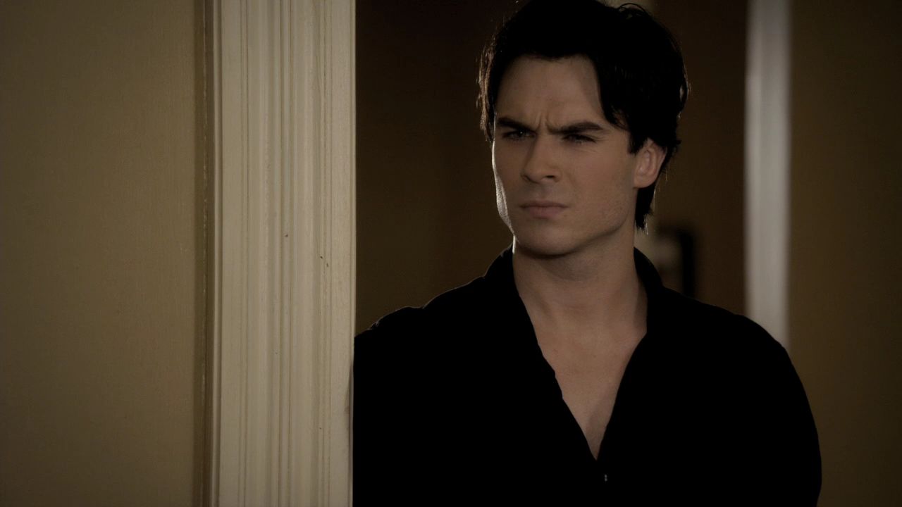 208VampireDiaries0117.jpg